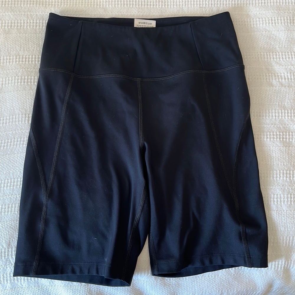 Girlfriend Collective Black Shorts Size M